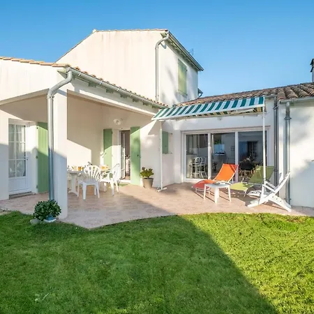 Les Fournieres Holiday home
